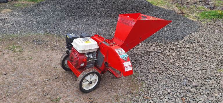 Petrol Wood Chipper Garden Shredder MTD Lawnflite New Honda Engine