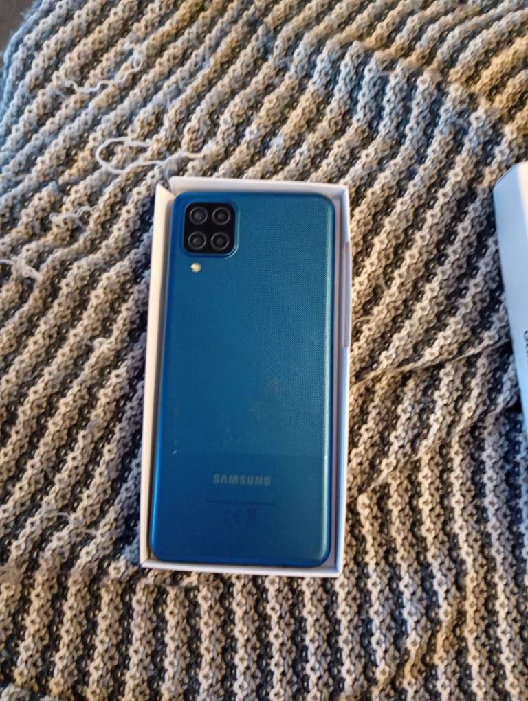 Samsung a12