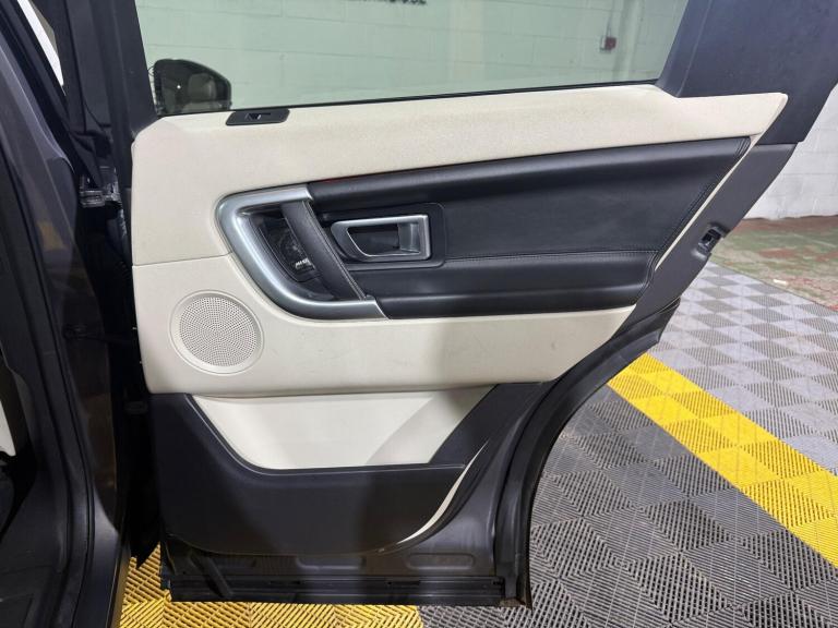 2017 Land Rover Discovery Sport 2.0 TD4 HSE Luxury Auto 4WD Euro 6 (s/s) 5dr ESTATE Diesel Automatic