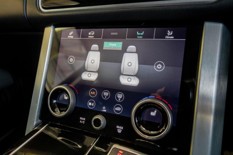 2019 Land Rover Range Rover 4.4 SDV8 Vogue 4dr Auto ESTATE DIESEL Automatic