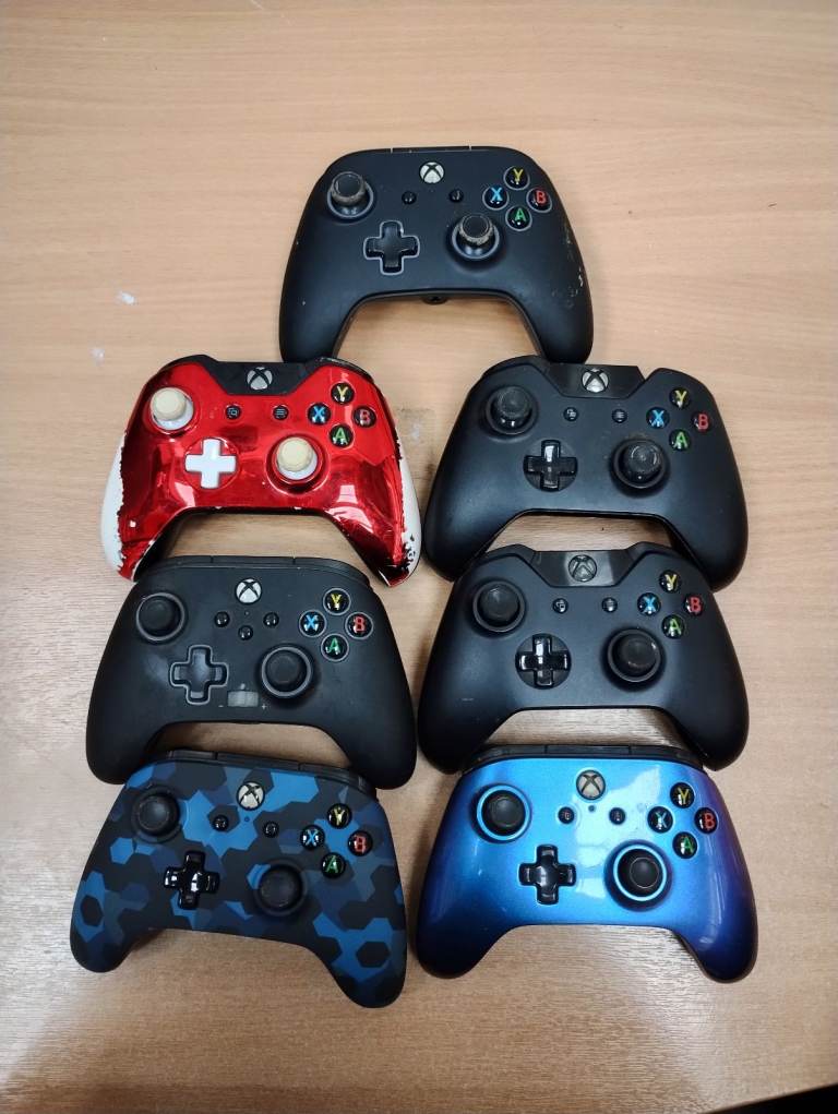 Microsoft Xbox one controllers x7