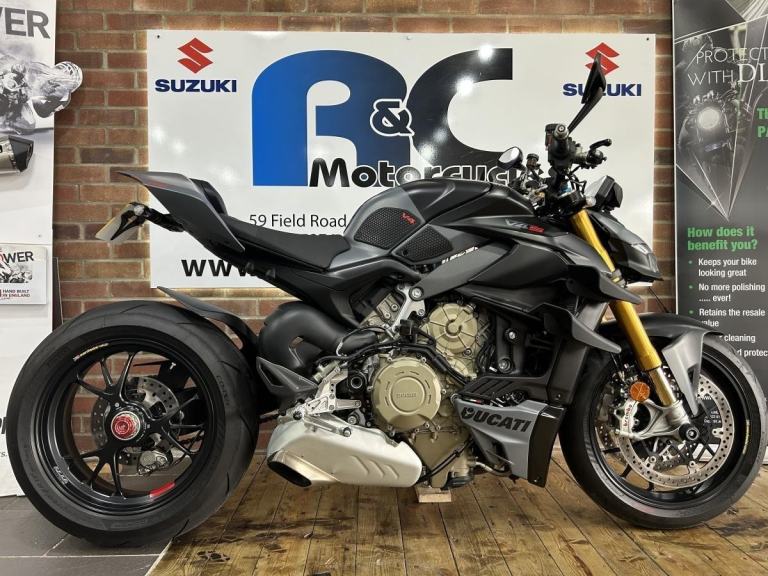 2023 Ducati Streetfighter V4s