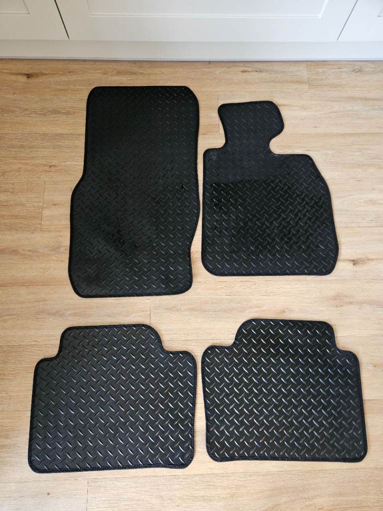 BMW F31 rubber mats (xdrive)