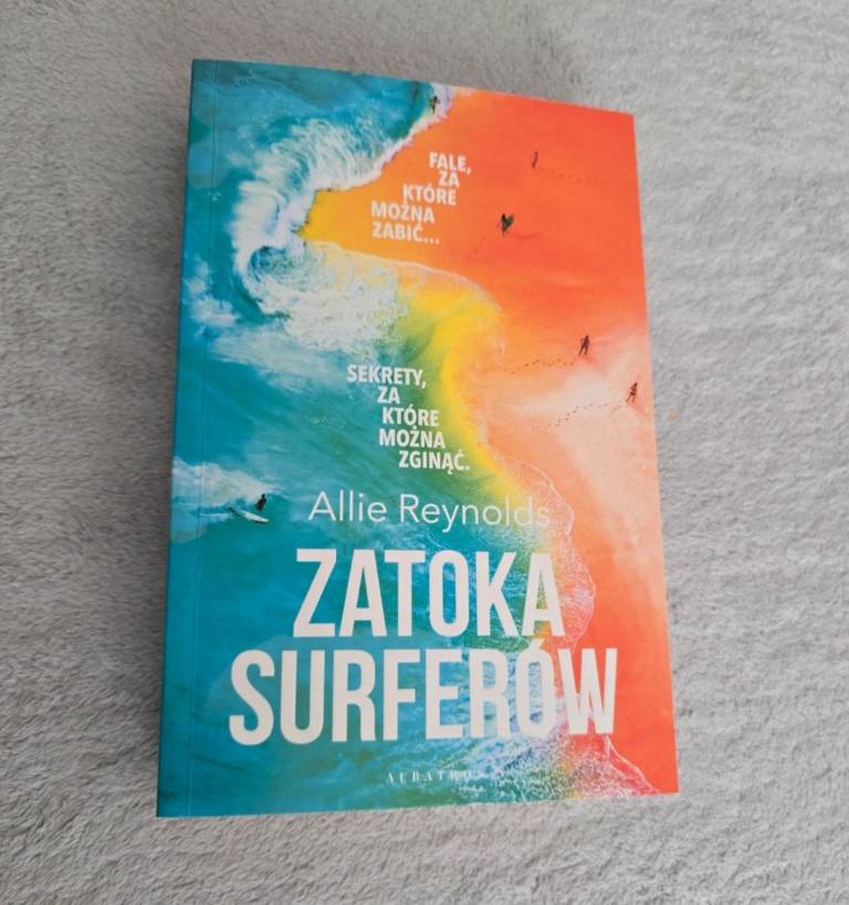 Allie Reynolds - Zatoka Surferów (The Bay of Surfers) Book