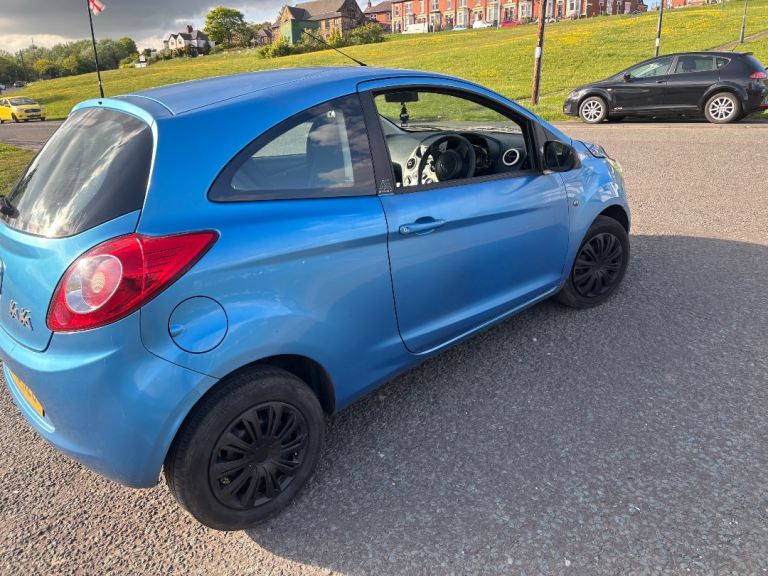 Ford, KA, Hatchback, 2010, Manual, 1242 (cc), 3 doors