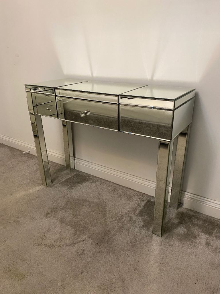 image for Mirrored bedroom set