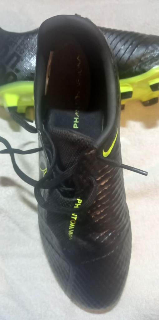 NIKE PHANTOM VENOM ACADEMY FOOTBALL BOOTS 