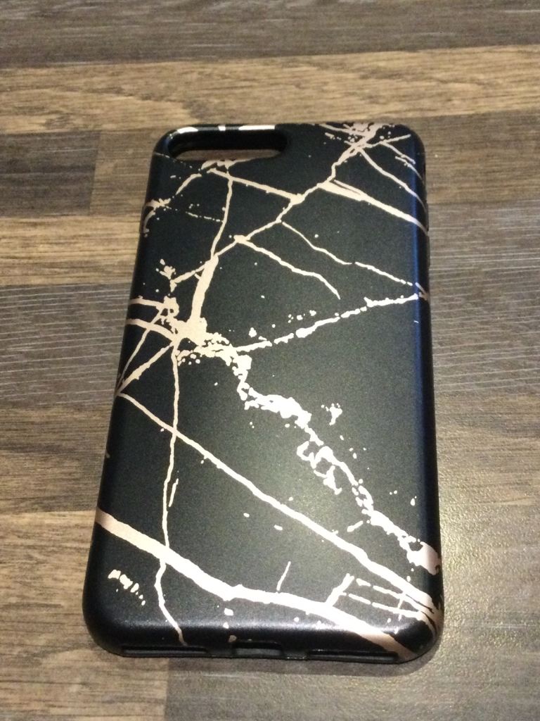 Phone case for iPhone 7 Plus as new condition. £3. Can post or collect