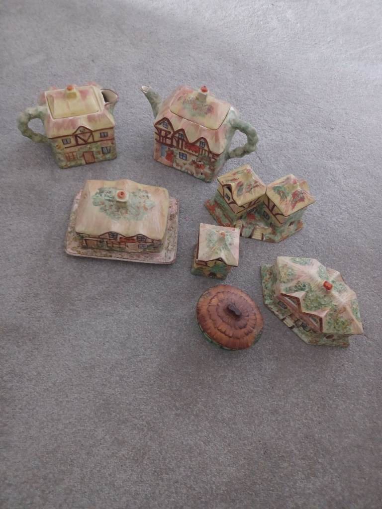 Kensington Cottage Ware Teaset & Butter Dish - Made in England