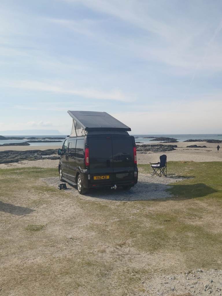 Reliable, 4 berth pop top Camper, Fully equipped to start your travels and make memories!