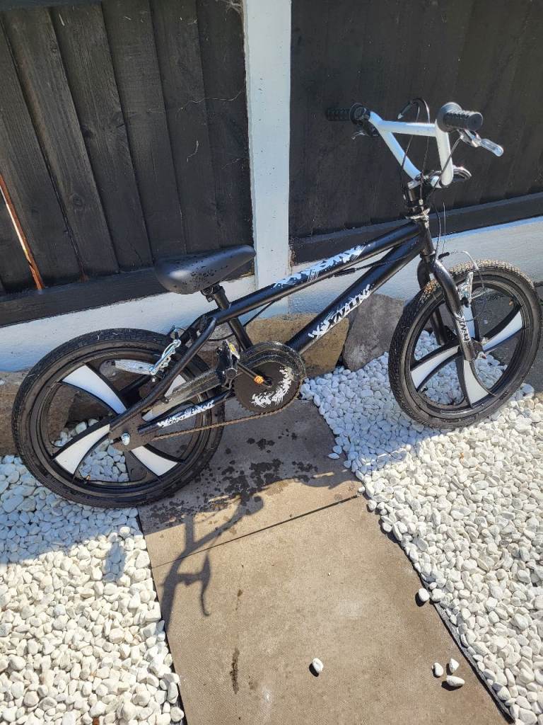 Kids bmx white and black