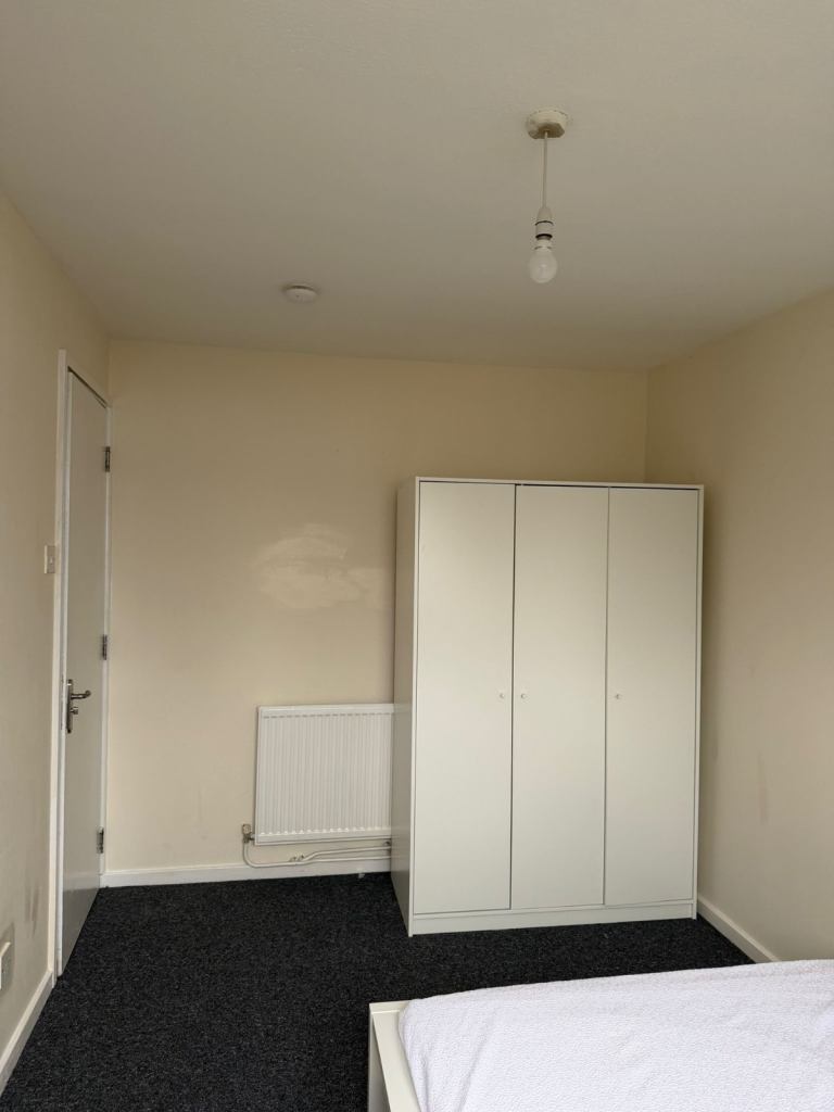 Double  room for rent 