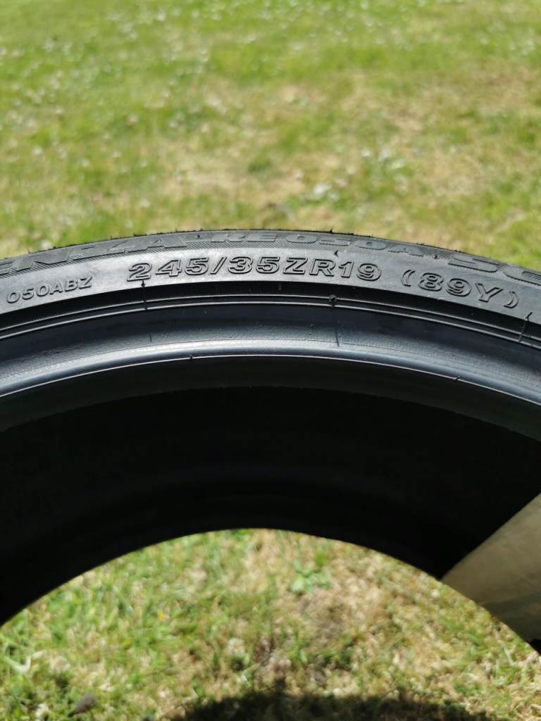 245 35 19 Bridgestone 