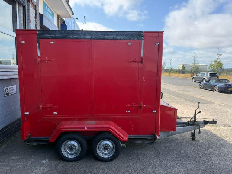 Indispension Box Trailer with Side Doors 