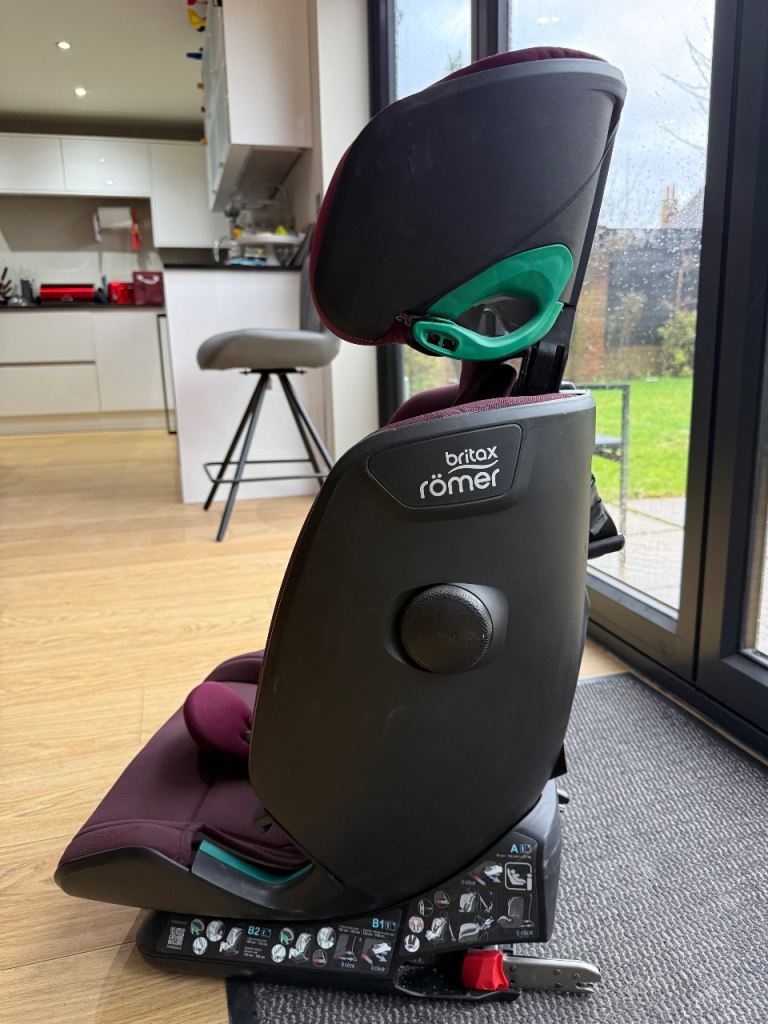 image for Burgundy LPchild car seat Britax