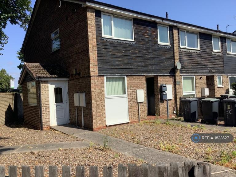 1 bedroom flat in Amber House, Nottingham, NG9 (1 bed) (#1822827)