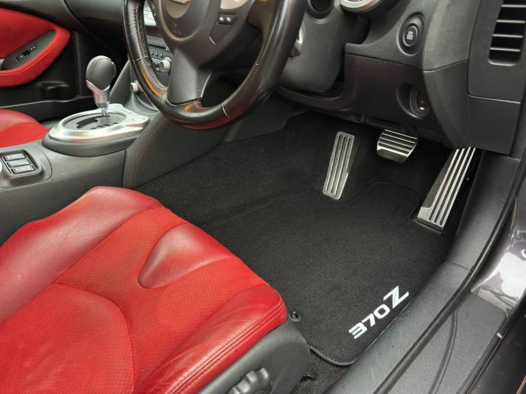 Nissan 370 Z Black Edition - FNSH, 2 Former Owners, Low Mileage