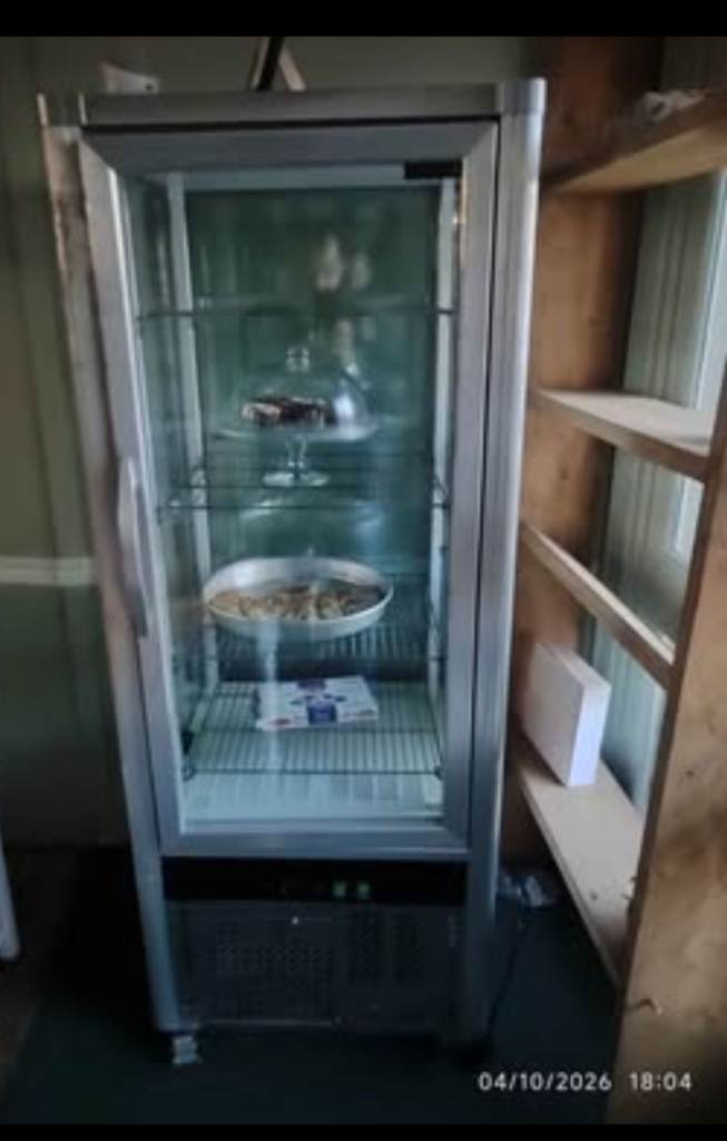 Cake Display Fridge