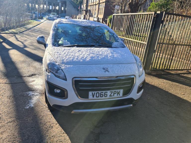 Peugeot, 3008, Hatchback, 2016, Manual, 1560 (cc), 5 doors