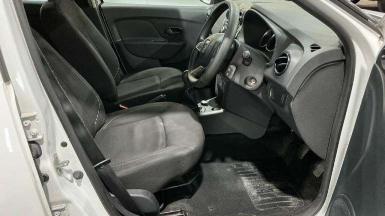 2019 Dacia Sandero 1.0 SCe Essential Hatchback 5dr Petrol Manual Euro 6 (75 ps) HATCHBACK Petrol ...