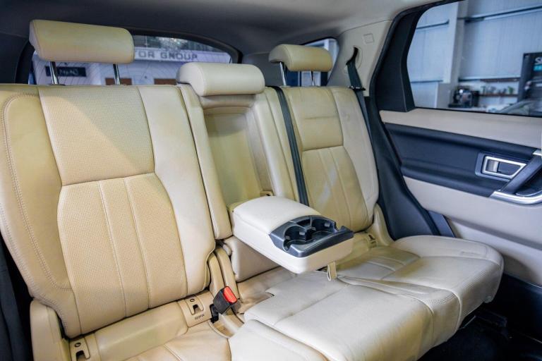 2016 Land Rover Discovery Sport 2.0 TD4 HSE 5dr [5 Seat] ESTATE DIESEL Manual