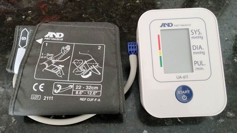 A&D Medical UA-611 Automatic Upper Arm Blood Pressure Monitor with Cuff