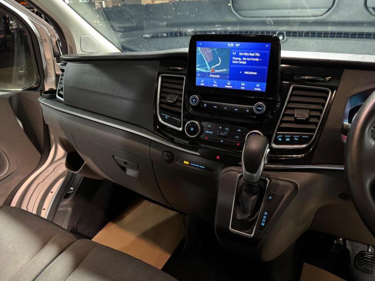 2022 Ford Tourneo Custom 2.0 EcoBlue 130ps L/R 8 Seater Titanium Auto MPV DIESEL Automatic
