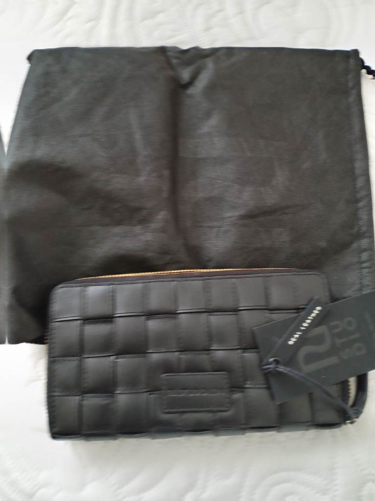 River Island black purse 