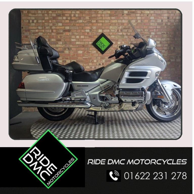 HONDA GL1800 GOLD WING 2009. 39971 MILES. GREAT CONDITION. RECENTLY SERVICED