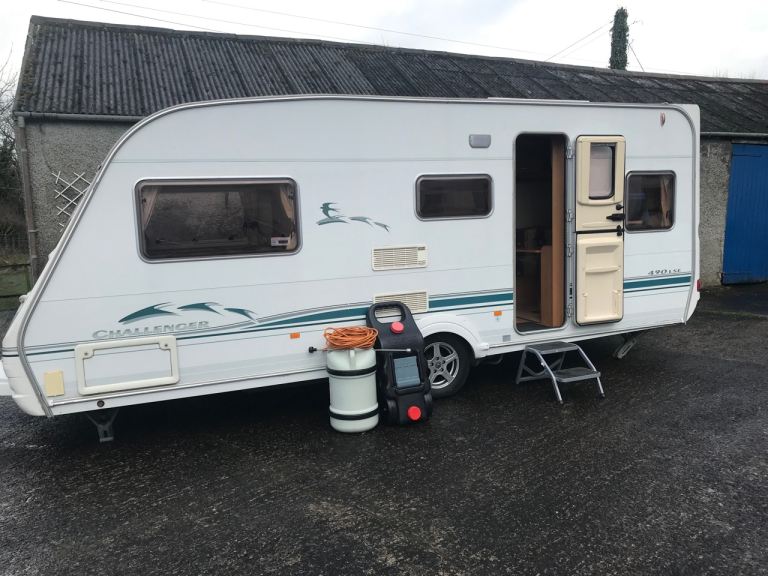 Swift Challenger 490 2004