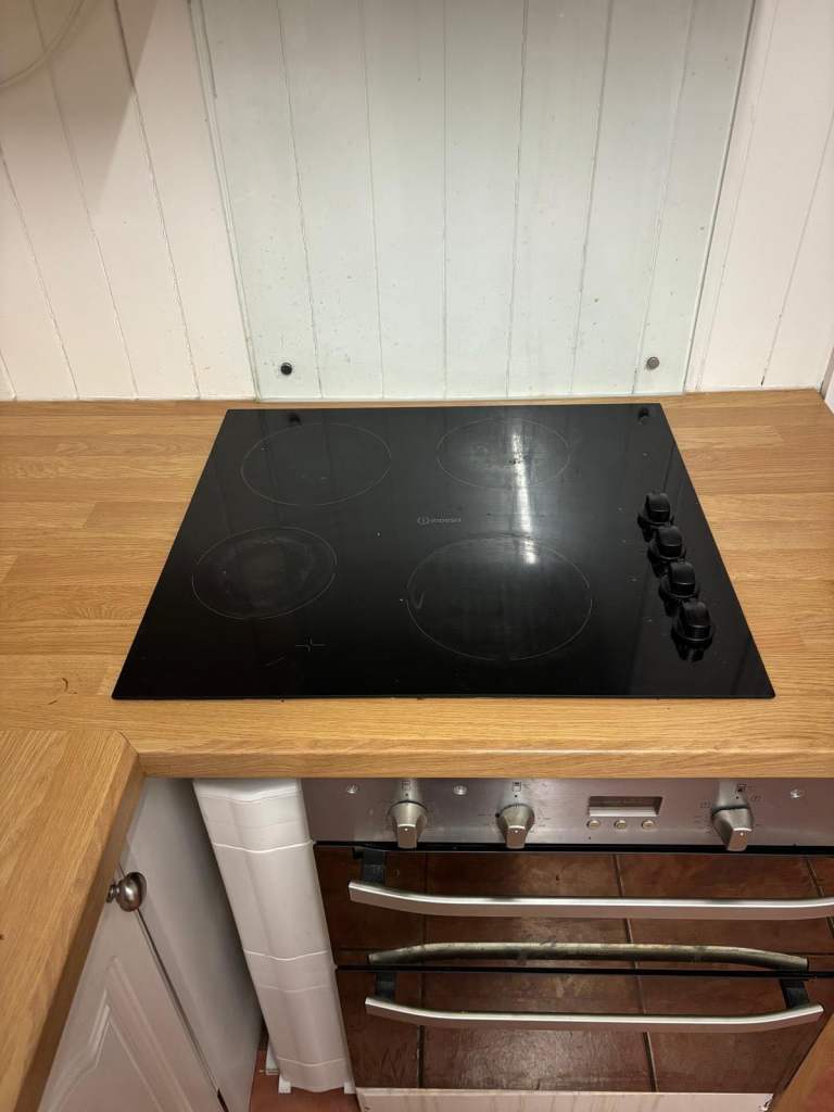 Indesit Hob 