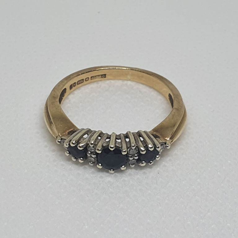 9ct Yellow Gold diamond and sapphire Ring g  Size J. Price Based on Today’s Gold Rate 
