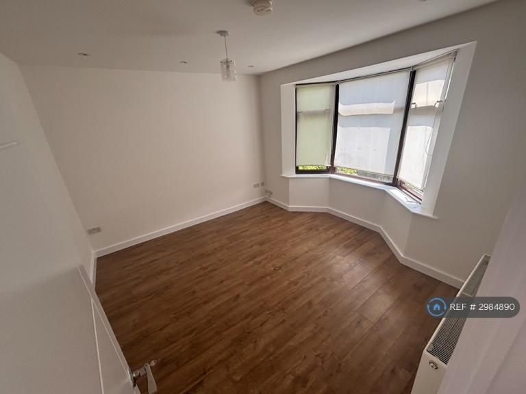 3 bedroom house in Great Northern Road, Dunstable, LU5 (3 bed) (#2984890)