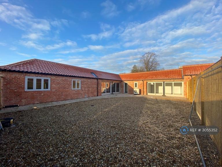 3 bedroom house in West Hill Court, Walcott, Lincoln, LN4 (3 bed) (#3055352)