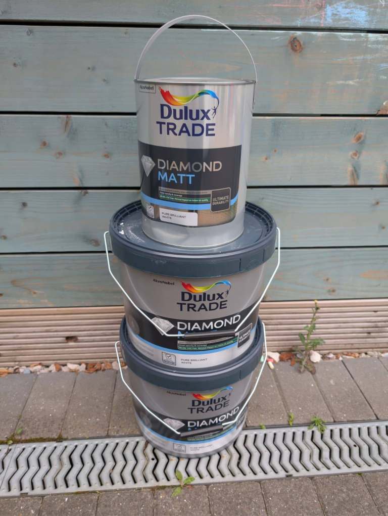  Dulux Trade Diamond Matt 10L and 5L tubs WHITE! NEW!