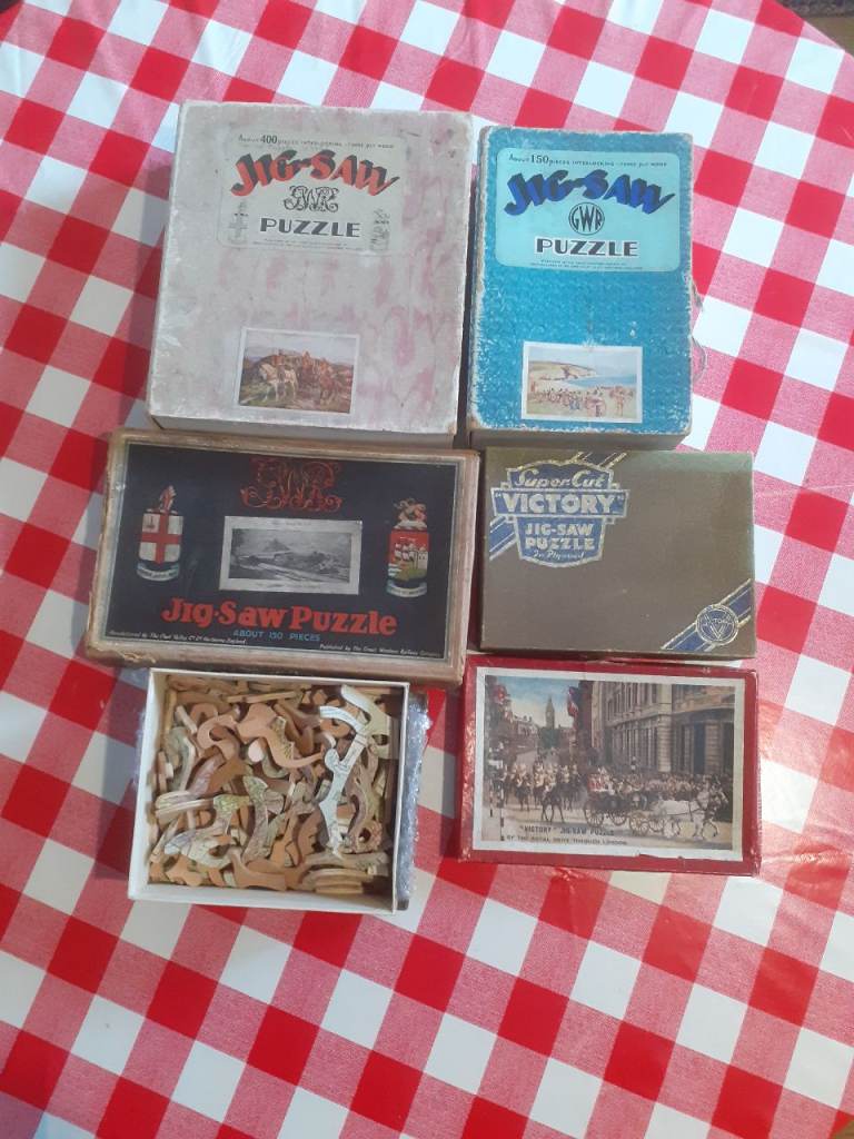 Vintage  Jigsaws  - All complete ( one not original box ) Message for Individual price 