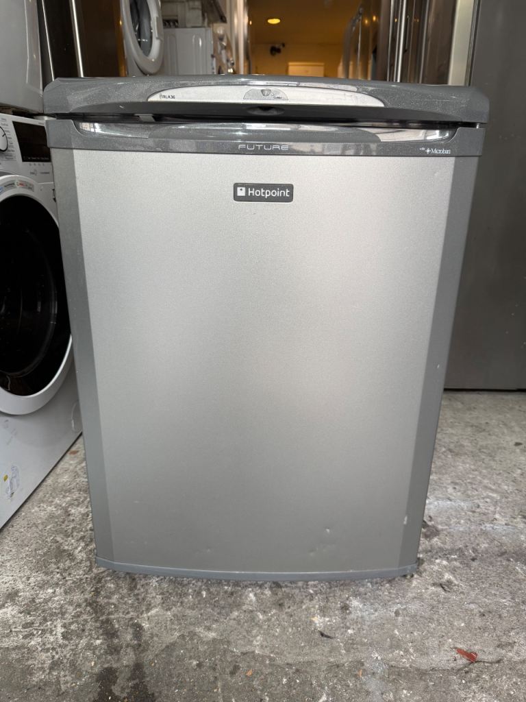 Hotpoint Silver Colour Freestanding Under Counter Just Fridge with free delivery 🚚 