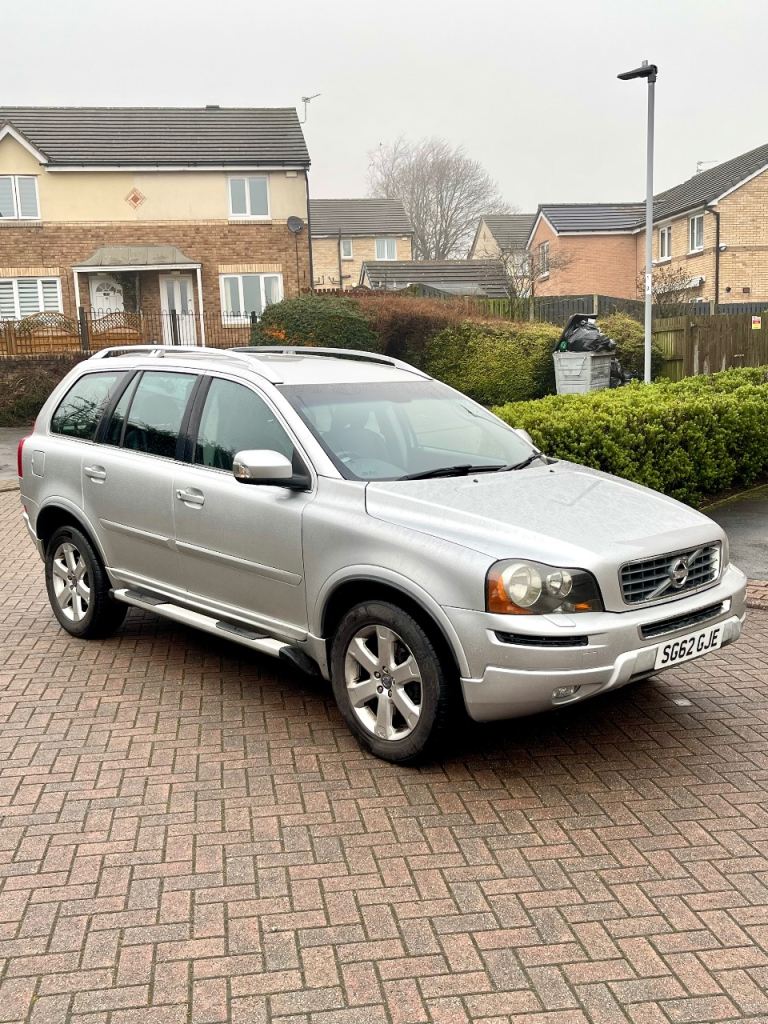 2012 (62) VOLVO XC90 SE AWD 2.4 D5 DIESEL AUTOMATIC DIESEL 4X4 SUV SILVER 7 SEATER