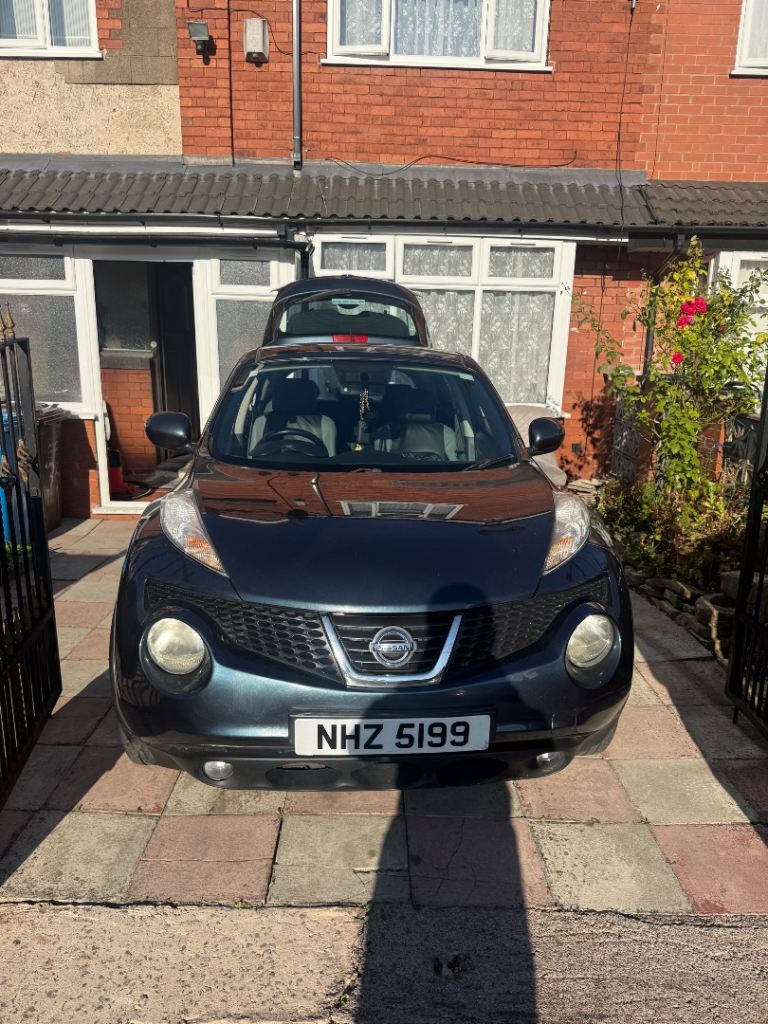 Nissan, JUKE, Hatchback, 2010, Semi-Auto, 1598 (cc), 5 doors