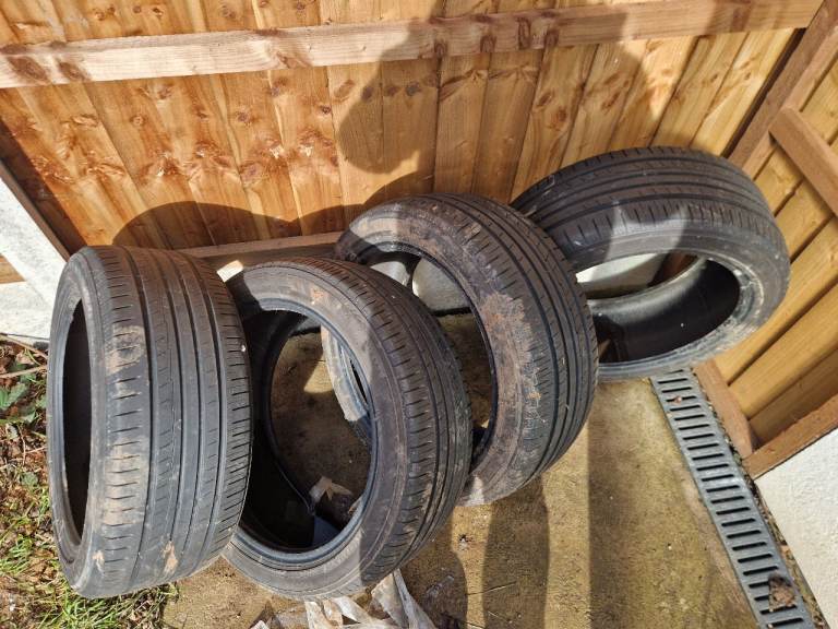 Four FREE tyres 225/45R17 94W