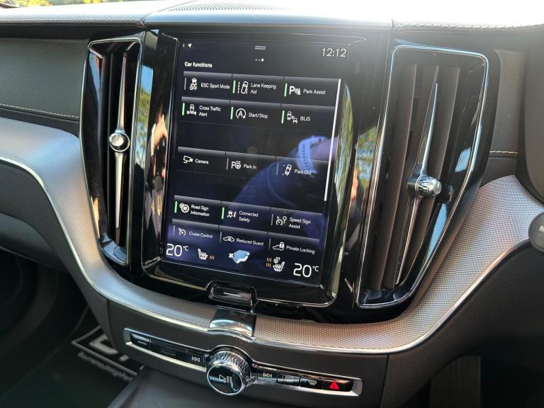 2017 Volvo XC60 2.0 D5 PowerPulse R-Design Pro Auto AWD Euro 6 (s/s) 5dr ESTATE Diesel Automatic