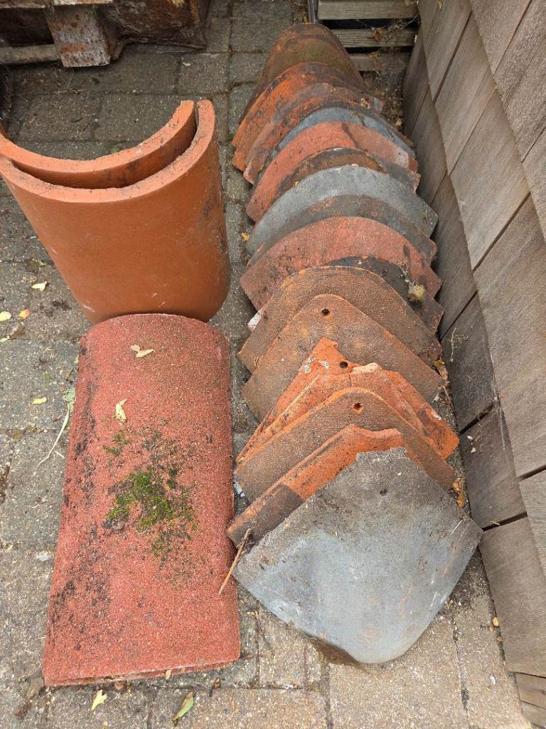 Clay ridge tiles
