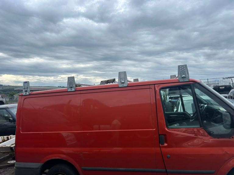 FORD TRANSIT ROOF RACK & LADDER 