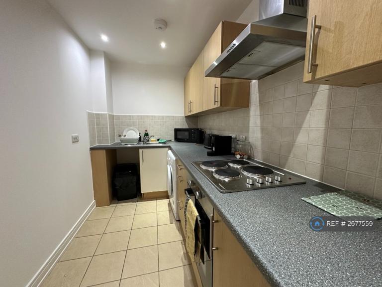 1 bedroom flat in Dyche Street, Manchester, M4 (1 bed) (#2677559)