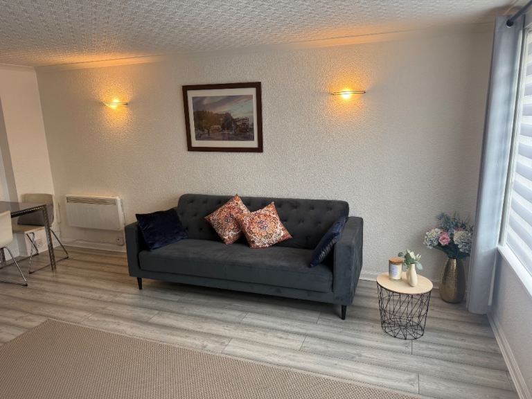 1 Bed Ground Floor Flat for rent – Barnton