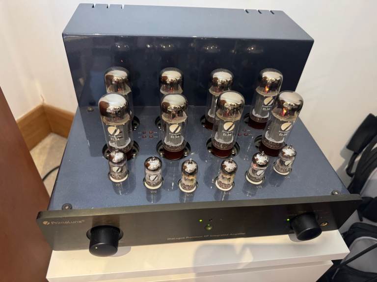 Primaluna Dialogue Premium HP EL34 Tube Amplifier – Grey, Good Condition