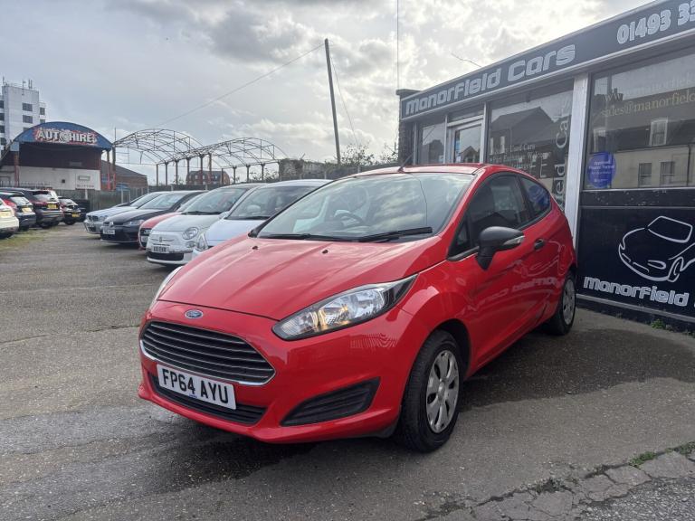 FORD FIESTA 1.3 Studio Red Manual Petrol 2014