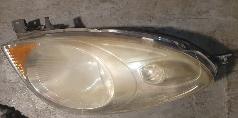 Nissan Note Left Side Headlight 2008