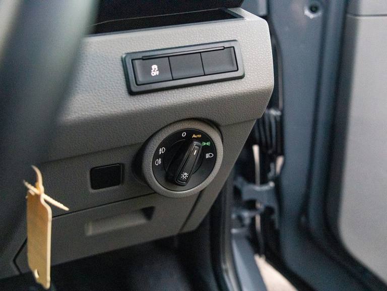 2024 Volkswagen Transporter TDI T28 Highline Panel Van Diesel Manual