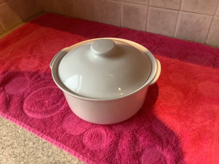 Casserole dish